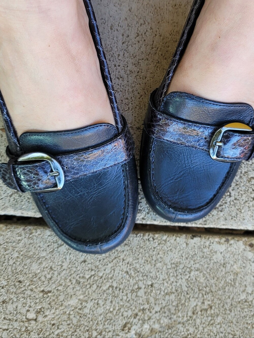 Aerosoles Women's Navy Loafers with Buckle Strap Sz 8.5